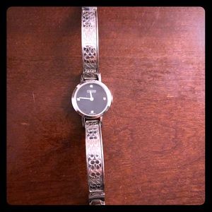 Women’s Coach Watch